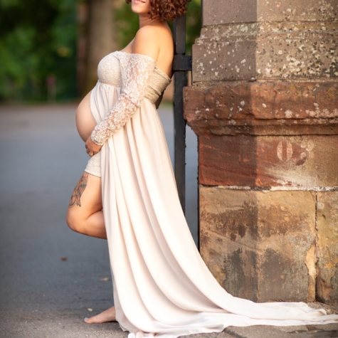 Outdoor Babybauch-Shooting
