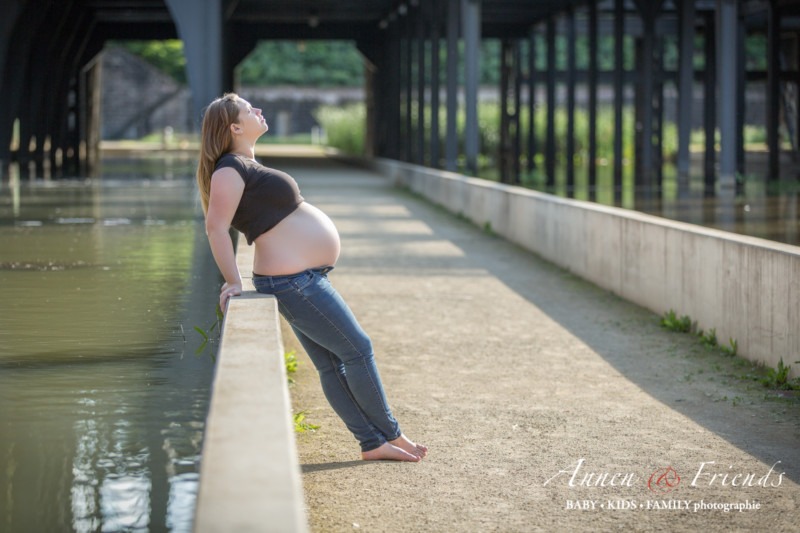 Outdoor Babybauch-Shooting