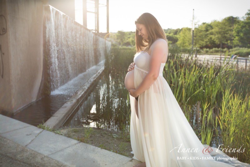 Outdoor Babybauch-Shooting