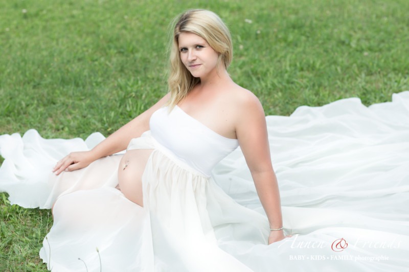 Outdoor Babybauch-Shooting