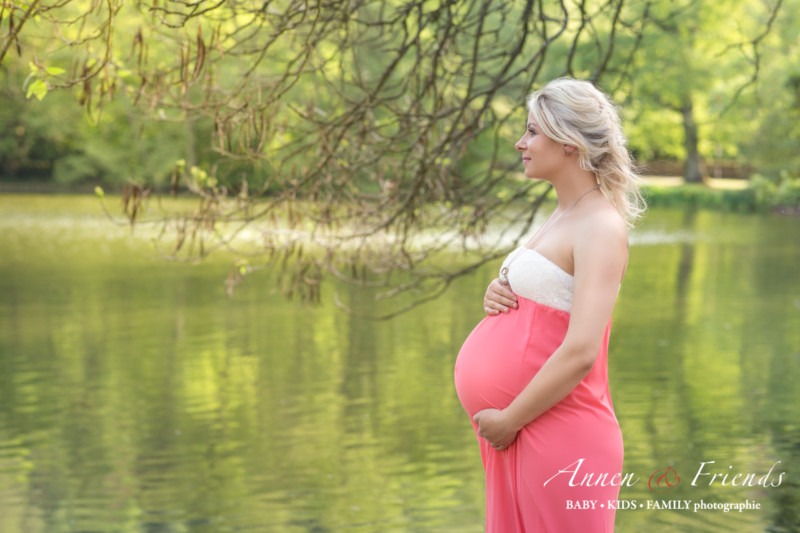 Outdoor Babybauch-Shooting