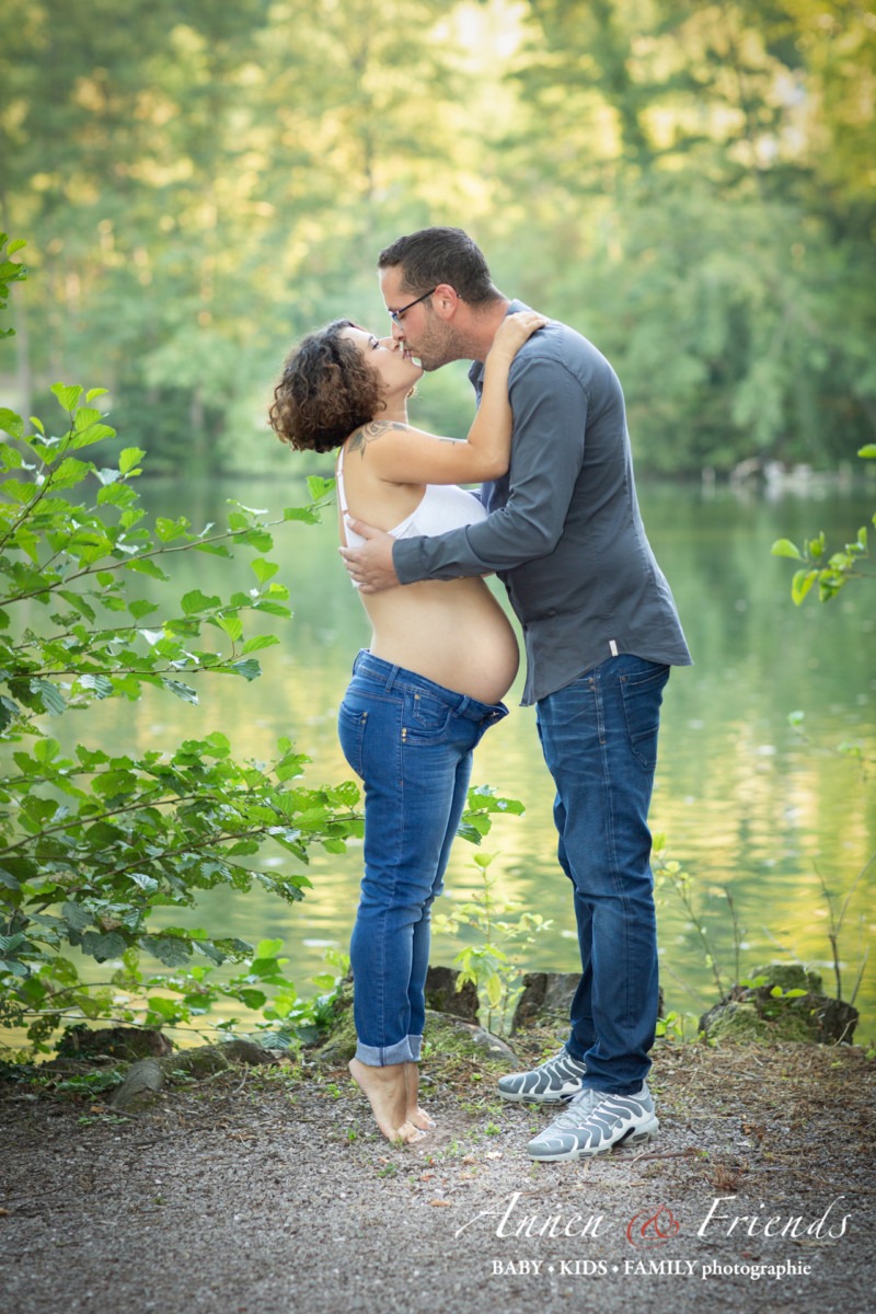 Outdoor Babybauch-Shooting